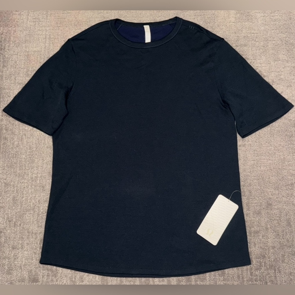 Lululemon Mens True Navy Long Weekend SS Short Sleeve Merino Wool Top - XL